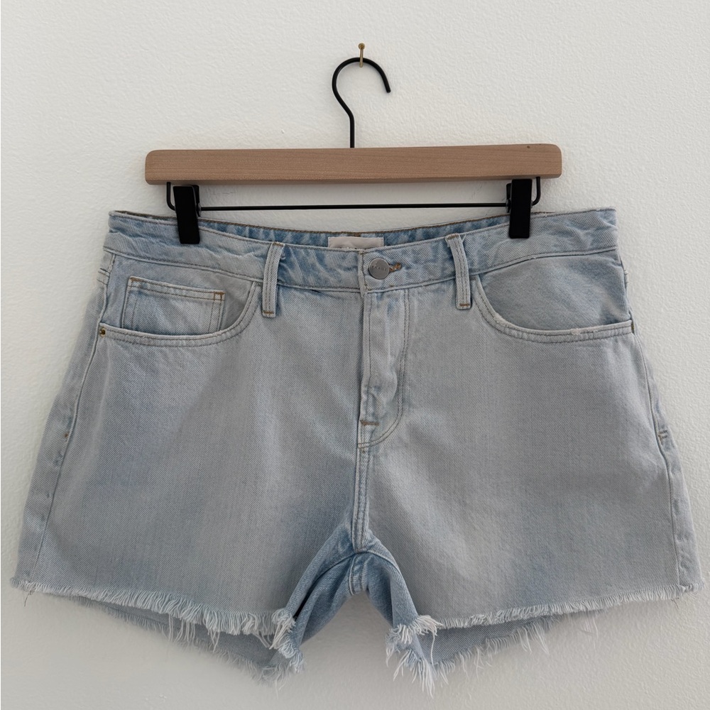 FRAME Le Grand Garçon Denim Shorts – Size 29 – Light Wash Raw Hem, 100% cotton